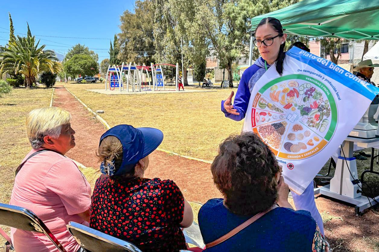 Familias de Nuevos Horizontes se beneficiaron con los servicios de la caravana de salud y servicios que llevó el Gobierno de Huamantla